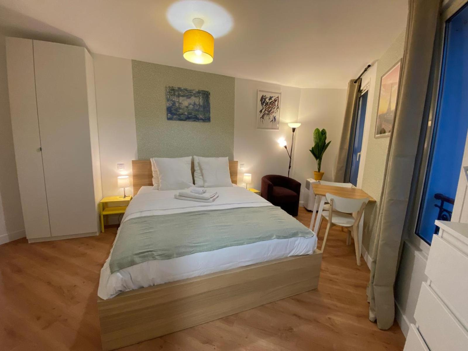 Studio Number 15 Pantin Bagian luar foto