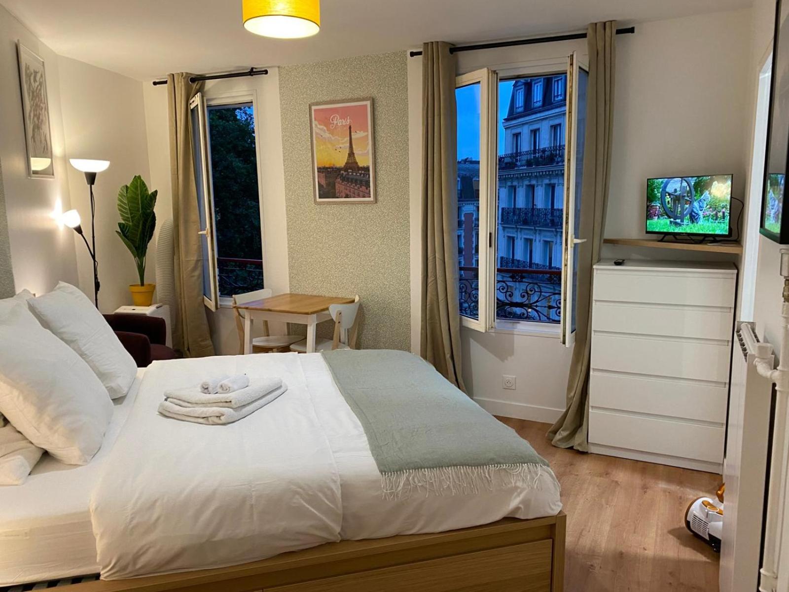 Studio Number 15 Pantin Bagian luar foto