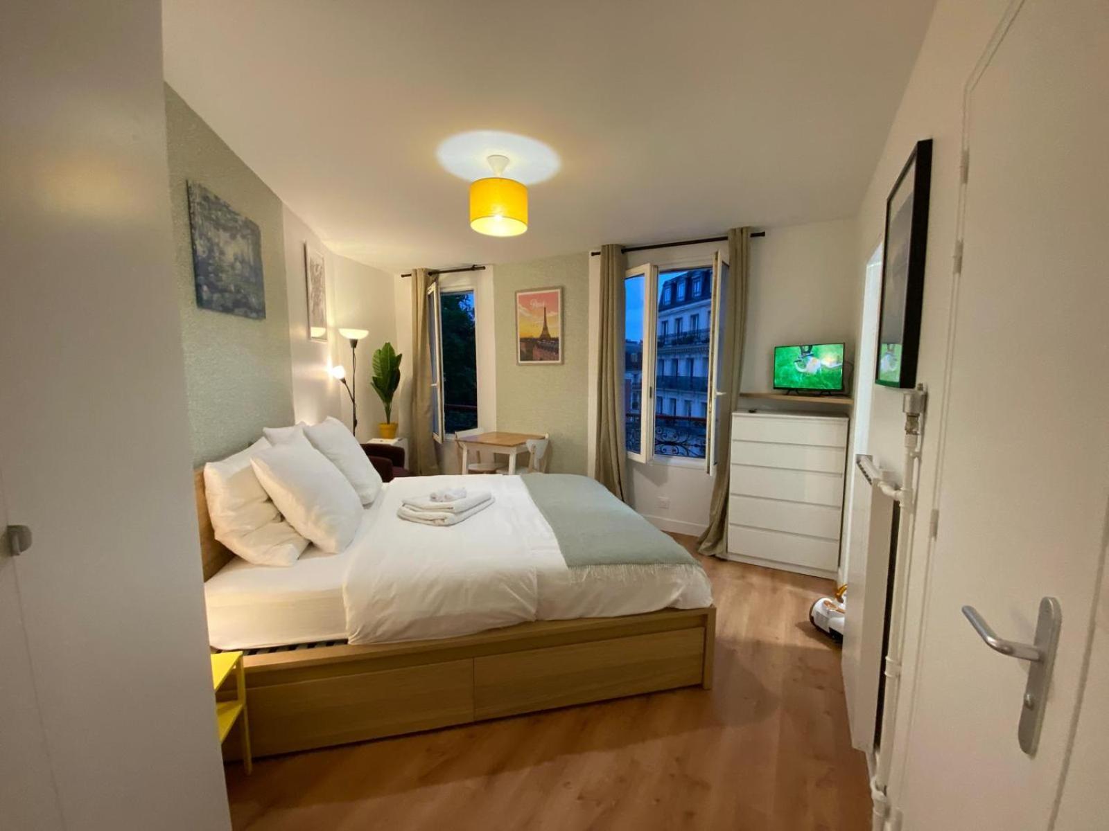 Studio Number 15 Pantin Bagian luar foto